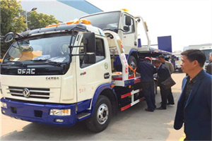 招远汽车道路救援拖车价格